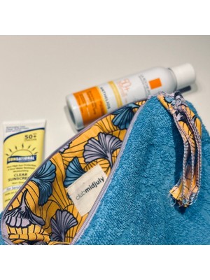 Mavi Havlu Kumaş Kozmetik Çantası, Şık ve Kullanışlı Seyahat Aksesuarı