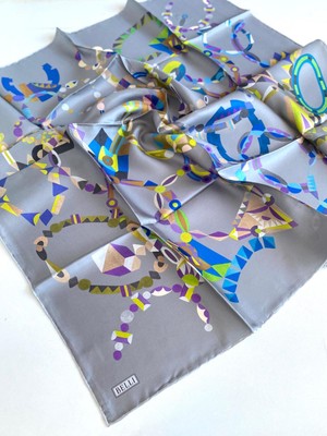 Belli Tivil Saf İpek Eşarp 4036 - 83 Gri Karışık Desen