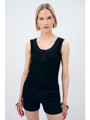 Love My Body Ön Patlı Düğmeli Atlet Siyah 102L9611000