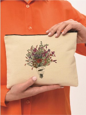 Şık Bej Kanvas Makyaj Çantası, Düzenli ve Zarif Saklama Çözümü