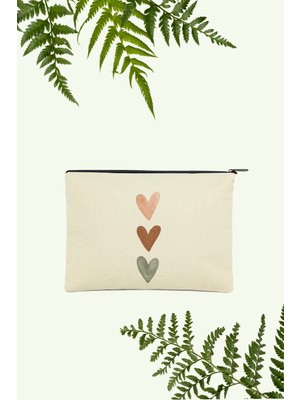 Hall Breathe Şık Bej Üç Kalp Tasarımlı Makyaj Çantası, Pratik ve Zarif Seyahat Arkadaşı