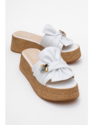 Shara Beyaz Fiyonklu Arı Tokalı Dolgu Tabanlı Kadın Terlik