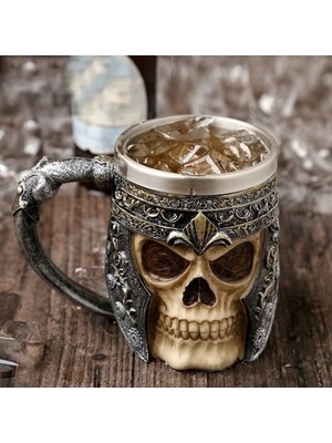 Kapamarka 3D Tasarımlı Kurukafa Şövalye Kupa Bardak