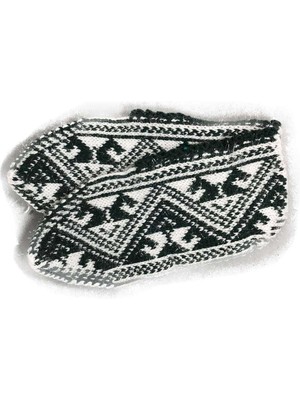 El Örgüsü Kışlık Şık Kadın Yün Patik Siyah