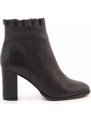 Kemal Tanca   Kadın Bot 760309