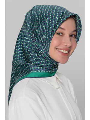Armine Nostalji Serisi Sura İpek Eşarp 8401DS-90