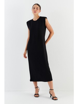 Basic Vatkalı Elbise Sıyah