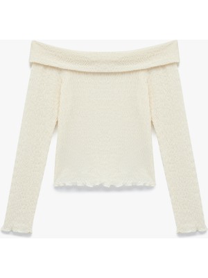 Koton Slim Fit Dokulu Omzu Açık Uzun Kollu Tişört