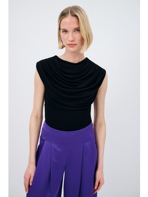 adL Mert Aslan Drapeli Kolsuz Body