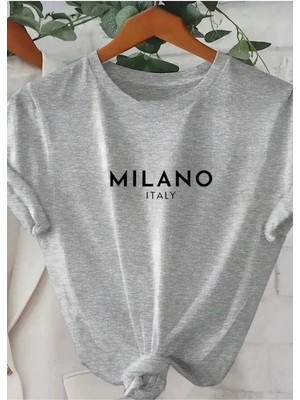Malkoçbey Küçük Figürler Baskılı T-Shirt