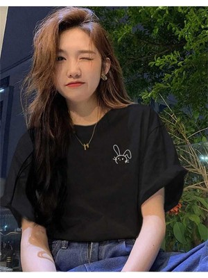 Malkoçbey  Küçük Tavşan  Detaylı Basic Oversize Unisex  T-Shirt
