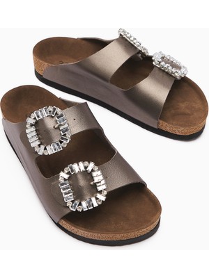 Brisa Platin Çift Bantlı Taşlı Toka Detaylı Terlik
