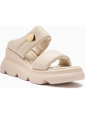 Susi Bej Yüksek Topuklu Pofuduk Kadın Terlik