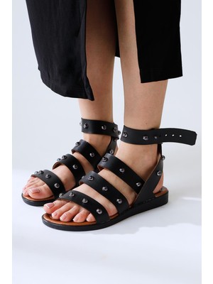 Hakiki Deri Hansa Siyah Zımba Detaylı Banlı Sandalet