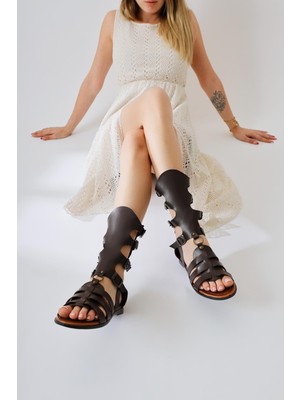 Hakiki Deri Baisa Kahve Toka Detaylı Düz Tabanlı Sandalet