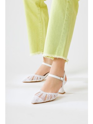 Richelle Beyaz Örgü Kısa Topuklu Sandalet