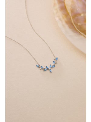 925 Ayar Gümüş Rodyum Kaplama Aquamarin Mekik Taşlı Zarif Sarmaşık Kolye