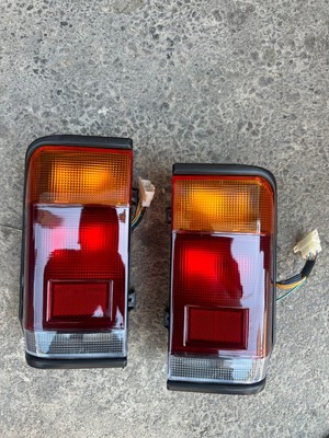 E2200 Mazda Sağ Sol Stop Lambası Set 1987-1998