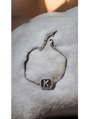 Kadın Zirkon Taşlı Kare Çelik Harf Bileklik