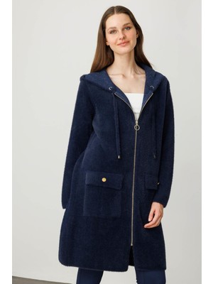 Kadın Kapüşonlu Cebi Metal Düğmeli Afrodit Triko Kaban Lacivert