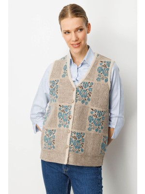 Kadın Pıtırcık Çiçekli Patchwork Keçe Yün Yelek Bej_m.yeşili