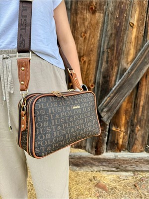 Just Polo Kadın Orta Boy Şıklığı ve Konforu Buluşturan Omuz Çantası Shoulder Bag 232053MH