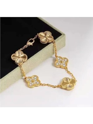 Kadın Yonca Figürlü Zirkon Taşlı Çelik Bileklik