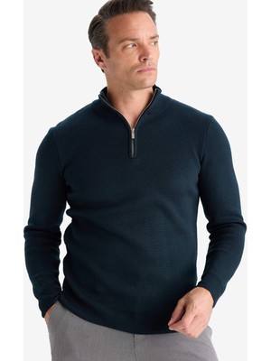 DeFacto Standart Fit Normal Kesim Dik Yaka Yarım Fermuarlı Basic Düz Triko Kazak A5184AX25AU