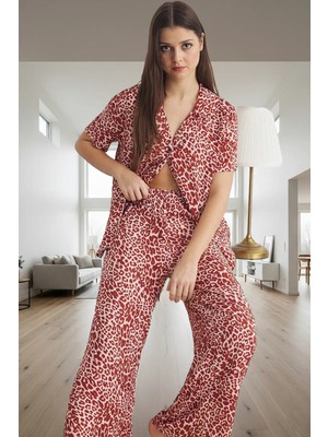 Kadın Şık Leopar Desenli Viskon Pijama Takımı Rahat ve Feminen Tasarım Dayanıklı Malzeme Modern Stil