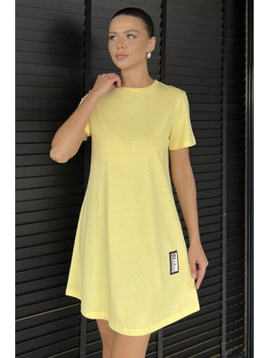 Kadın Bisiklet Yaka Arma Detaylı T-Shirt Elbise P-00003410