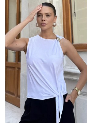 Gülseli Ön Bağlamalı Omuz Tokalı Kadın Bluz P-00017885