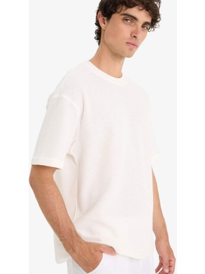 DeFacto Dokulu Boxy Fit Tişört E4838AX25AU