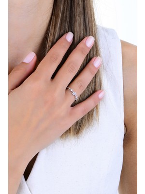 Gümüş Rodyumlu Zirkon Taşlı Parıltılı Yıldız Tozu Yüzük