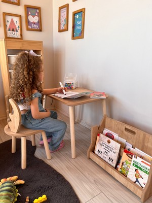 Montessori Aktivite ve Çalışma Masası Deer ve 2 Sandalye Set Deer Kahverengi
