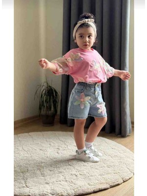 Kız Çocuk Çiçek Aplikeli Kot Şortlu Takım