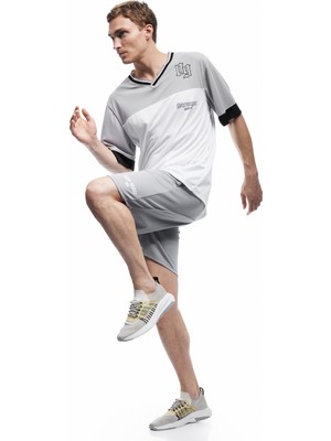 Baskılı Cep Detaylı Beli Bağcıklı Spor Şort