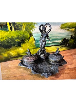 1900 Ler Başı Fransız Hokka Takımı - 19 cm x 19 cm x 16 cm Ölçülerinde