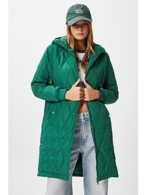 Kadın Sporty Kapüşonlu Kapitone Yeşil Kaban