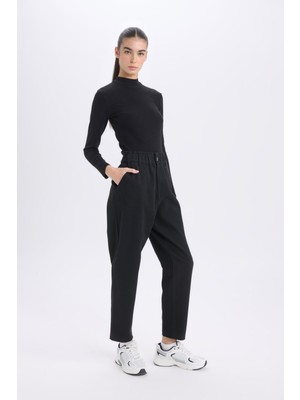 DeFacto Paperbag Gabardin Kumaş Pantolon Cepli Standart Paça Gabardin Pantolon S2790AZ25SP