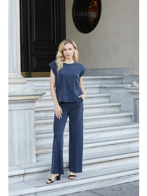 Kadın Modal Ipeksi Likralı Kumaş Yüksek Bel Önden Dikişli Cepli Bol Paça Palazzo Pantolon-Lacivert