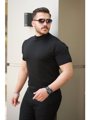 Erkek Yarım Balıkçı Yaka Kısa Kollu Tişört