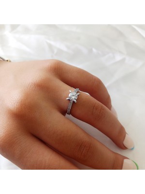 Ladybirdbujiteri U Kesim Zirkon Taşlı Ayarlanabilir Tektaş Çelik Yüzük