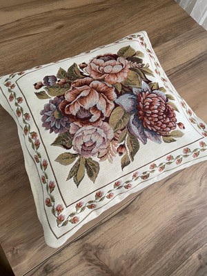 Jakarlı Goblen Dokuma Dekoratif Kırlent Kılıfı