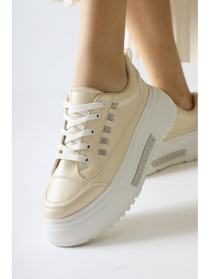 Tram Bej Kalın Tabanlı Taş Detaylı Bağcıklı Sneakers