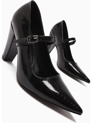 Beate Siyah Kroko Deri Baskı Sivri Burunlu Topuklu Kadın Ayakkabı