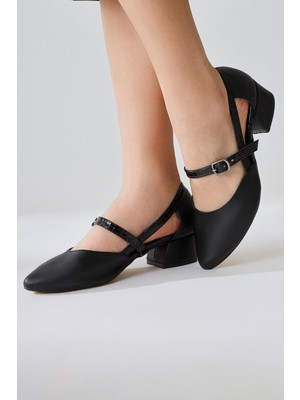 Bricken Siyah Sivri Burun Alçak Topuklu Ayakkabı