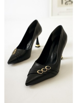 Lavina Siyah Bantlı Altın Topuk Detaylı Sivri Burunlu Stiletto