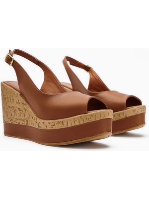 Limoya Jenny Taba Dolgu Topuklu Kadınlar İçin  Ayakkabı Yüksek Taban ve Deri Malzeme ile Rahat Kullanım