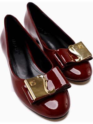 Sian Bordo Rugan Toka Detaylı Kısa Topuklu Kadın Ayakkabı