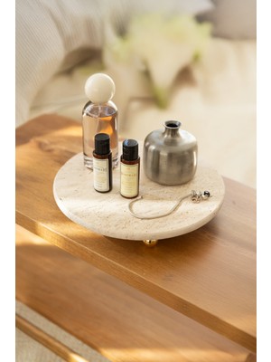 Akayev Traverten 28 cm Altın Boncuk Ayaklı Sunumluk